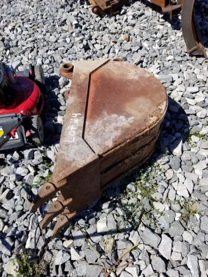 17" JCB BUCKET W/ TEETH