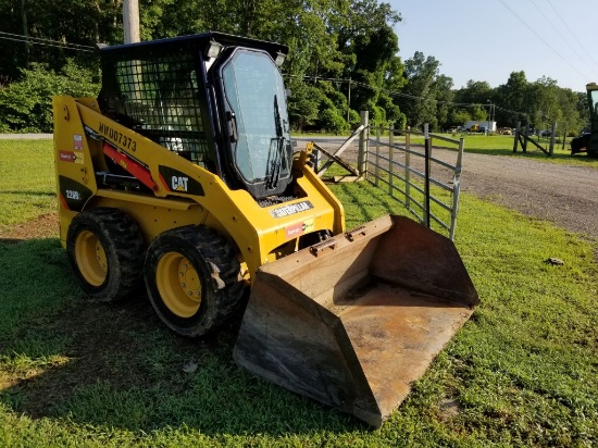 CAT 226B3 SKID STEER, CAB AND AIR, HOURS SHOWING: 459, 67" HEAVY DUTY QUICK