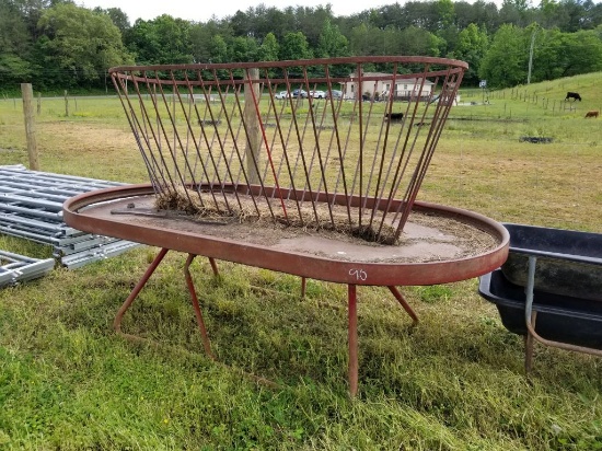 10' HORSE HAY FEEDER