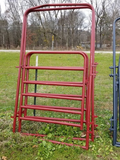 NEW SCRATCH/DENT TARTER RED 4' WALKTHRU GATE