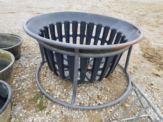 TARTER ROUND BALE FEEDER