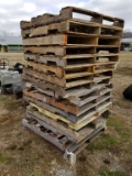 APPROX 15 WOOD PALLETS