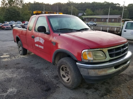 1998 FORD F150 TRUCK, XL, 4WD, AUTOMATIC, MILES SHOWING: 246,126, TRITON V8