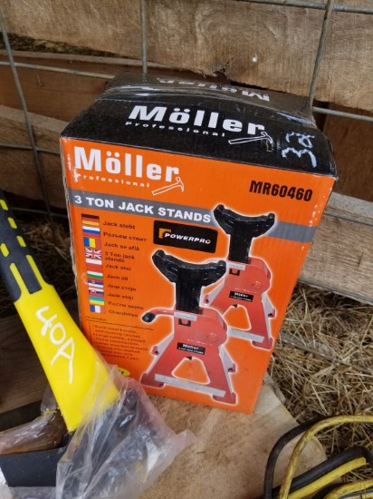NEW MOLLER PAIR OF 3 TON JACK STANDS