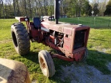 INTERNATIONAL 656 TRACTOR, HOURS SHOWING: 2159