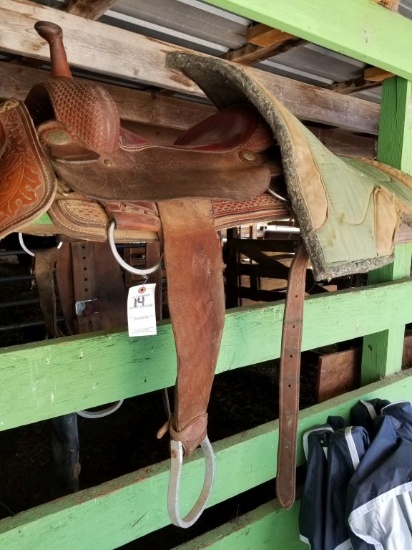 16" BROWN LEATHER SADDLE WITH RED SEAT