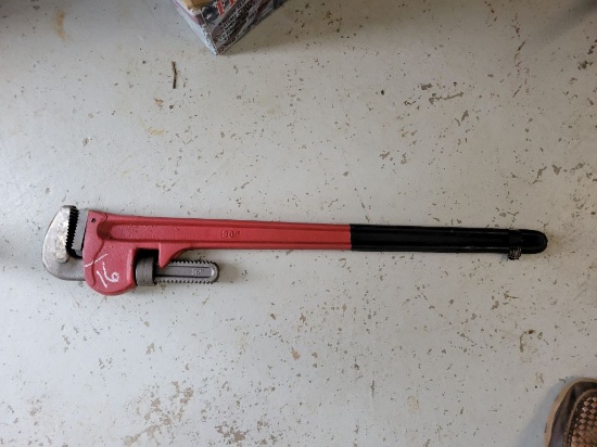 NEW 36" PIPE WRENCH