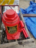 NEW STARK HYDRAULIC 32 TON BOTTLE JACK