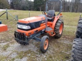 KUBOTA L3010 TRACTOR, 2WD, HOURS SHOWING: 1040, S: 30536, RUNS/DRIVES