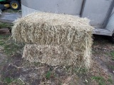 SQUARE BALE HAY, KEPT IN DRY, 10 BALES FOR ONE MONEY