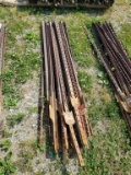 USED METAL T POSTS (APPROX 25)