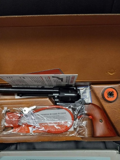 HERITAGE 22 LR & MAG, Y21898 BUYER MUST PICK UP AT REGULATED FFL ENTITY, MU