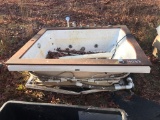 SSWW HOT TUB (CONDITION UNKNOWN)
