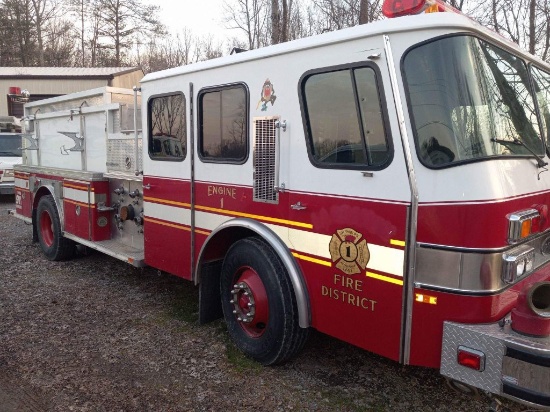 1992 E-1 CYCLONE FIRE TRUCK, SELLING OFFSITE, LOCATED IN RHEA CO TN, VIN: 4