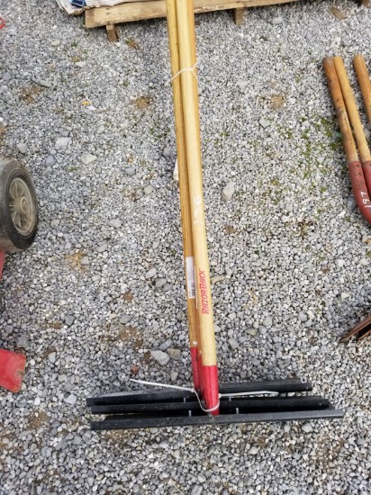 CONCRETE RAKES (3)