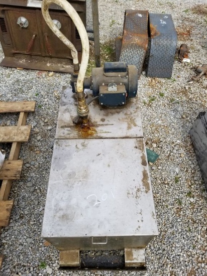 GREASE PUMP