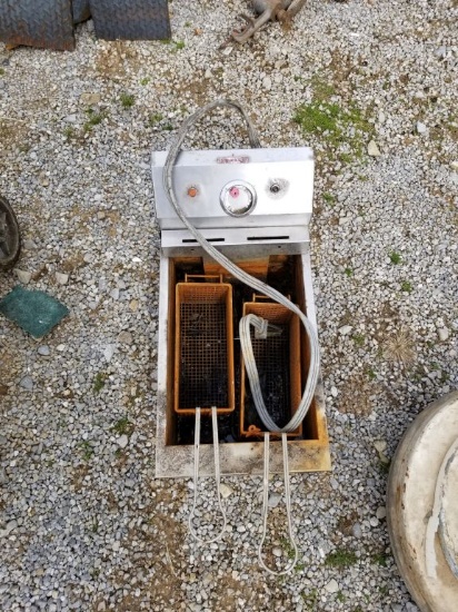 DEEP FRYER