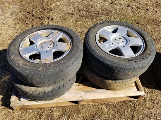 5 LUG 195X65X15 WHEELS & TIRES (4)