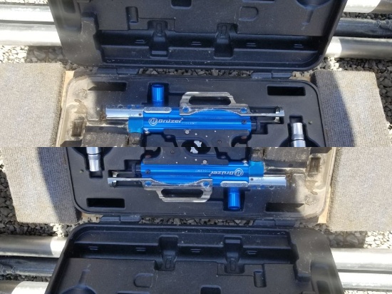 BRUZER PAINT BALL GUN IN CASE