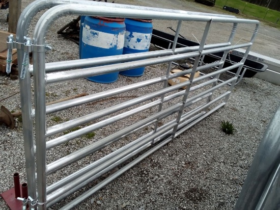 NEW 10' GALV GATE W/ CHAIN/HARDWARE