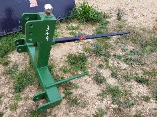 GREEN UNUSED 3PH HAY SPEAR/TRAILER MOVER