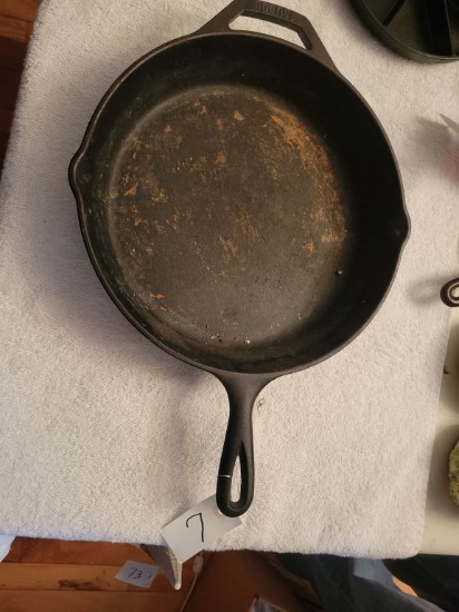 CAST IRON 12IN LODGE SKILLET, SELLS ABSOLUTE-ROBERTS ESTATE-PICKUP IN WHITW