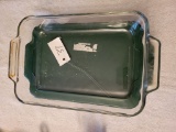 PYREX BAKING DISHES (2), SELLS ABSOLUTE-ROBERTS ESTATE-PICKUP IN WHITWELL,