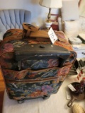 SUITCASE, SELLS ABSOLUTE-ROBERTS ESTATE-PICKUP IN WHITWELL, TN ON MARCH 17T