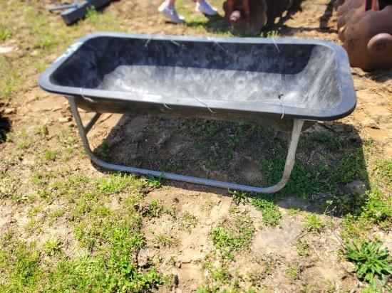 5FT USED FEED TROUGH