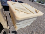 PLASTIC TOTE WITH LID