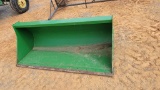 6' JOHN DEERE BUCKET
