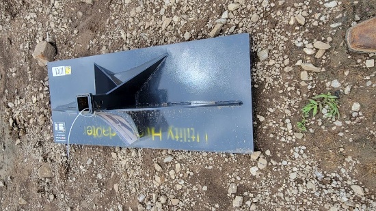 LANDHONOR UHA-16-3000G UNUSED 2025 SKID STEER UTILITY HITCH ADAPTER ATTACHM
