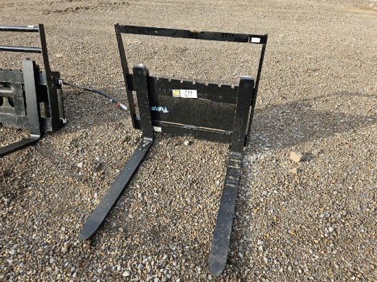 2025 UNUSED MINI SKID STEER 2 1/2' FORKS SN:C46072, SELLS ABSOLUTE