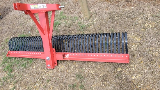 NEW TRI 8' ROCKRAKE