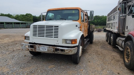 1991 INTERNATIONAL 4700 4 DOOR DUMP TRUCK, HAS TITLE, DT 360, ALLISON AUTOM