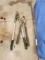 2 PRUNERS