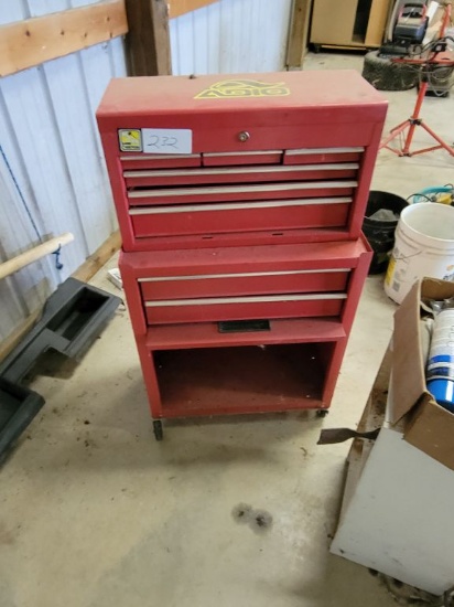 ROLLING TOOL CHEST