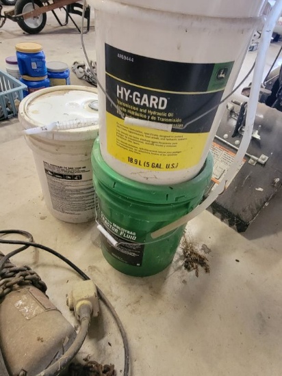 3 BUCKETS OF HYDRAULIC OIL "NOT FULL"
