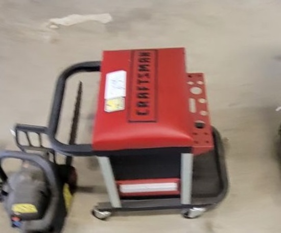 CRAFTSMAN ROLL AROUND SET WITH TOOL BOX