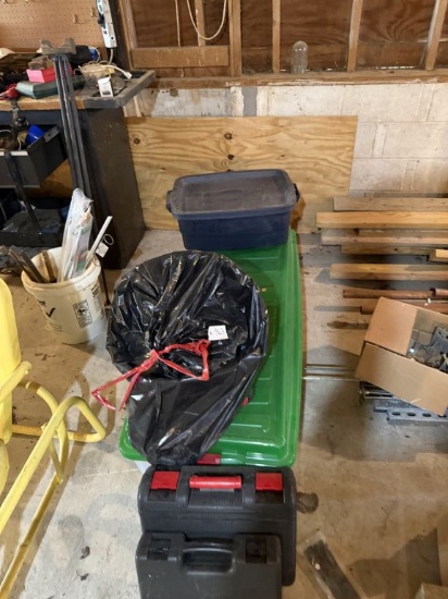 ASSORTED BOXES