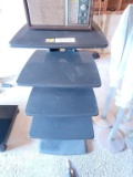 PLASTIC SHELF PLUS OLD SONY RADIO