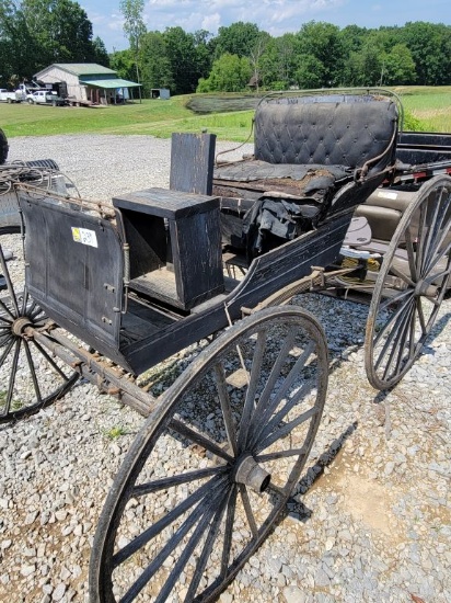 HORSE BUGGY