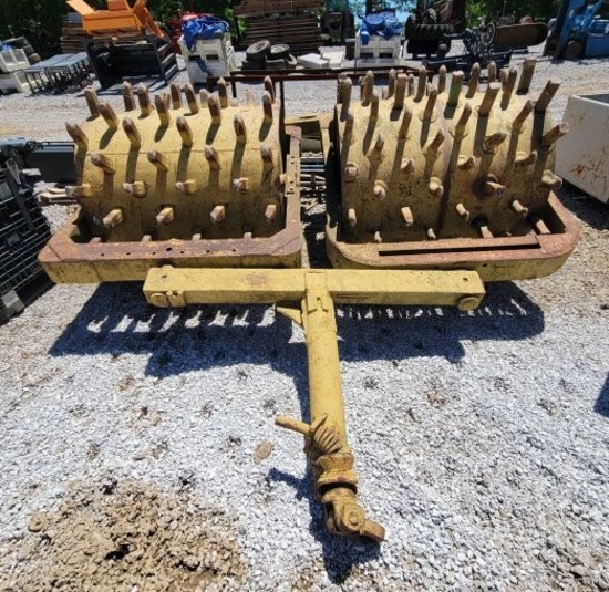 10' PULL TYPE SHEEPS FOOT