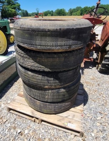 5 TRUCK WHEEL TIRES
