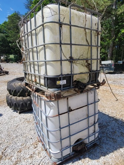 2 PLASTIC STORAGE TOTES