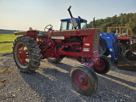 INTERNATIONAL 656 TRACTOR, 2WD, RUNS/DRIVES