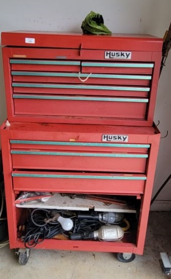 HUSKY TOOL CHEST 8 DRAWER WITH TOP AND BOTTOM COMPARTMENT W/CONTENT