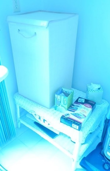 (2) LAUNDRY BASKETS, WICKER TABLE