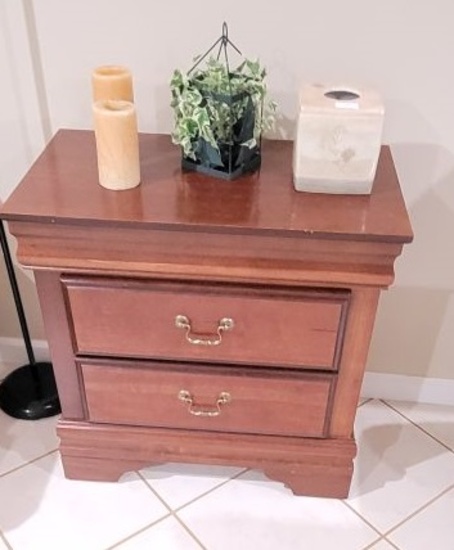 2 DRAWER WOOD END TABLE PLUS CONTENT ON TOP