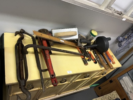 ASSORTMENT OF TOOLS, HAMMER